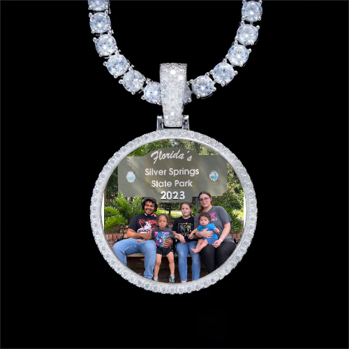 925S & VVS Moissanite 3D Circle Custom Picture Pendant