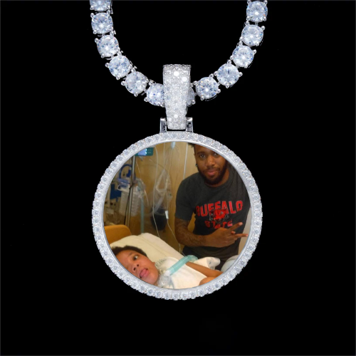 925S & VVS Moissanite 3D Circle Custom Picture Pendant