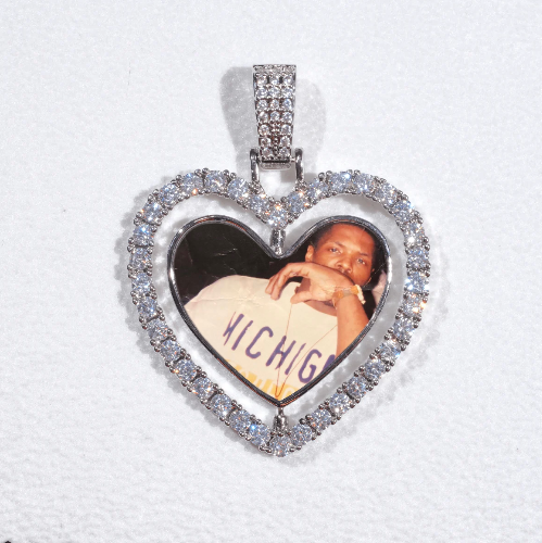 3D Spinning 2-Faced Heart Custom Picture Pendant