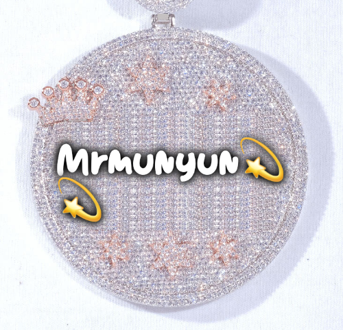 CUSTOM LETTER NECKLACE 3D BIG CROWN DISC