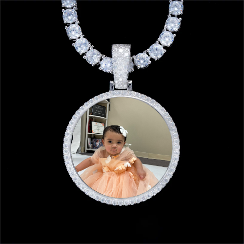 925S & VVS Moissanite 3D Circle Custom Picture Pendant