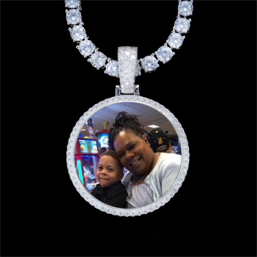 925S & VVS Moissanite 3D Circle Custom Picture Pendant