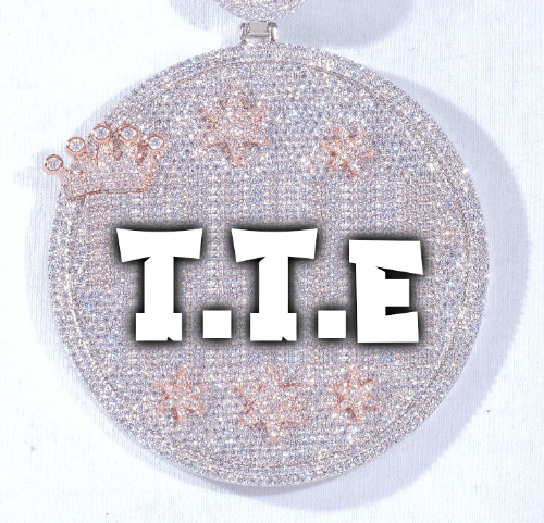 CUSTOM LETTER NECKLACE 3D BIG CROWN DISC