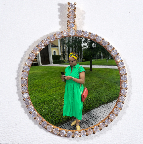 LARGE 3D CIRCLE CUSTOM PICTURE PENDANT