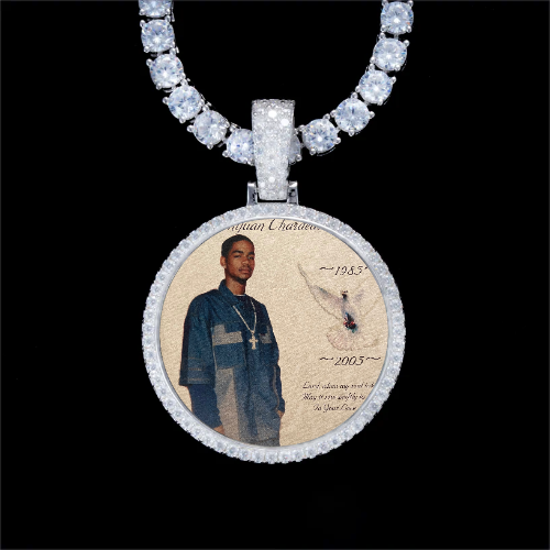 925S & VVS Moissanite 3D Circle Custom Picture Pendant