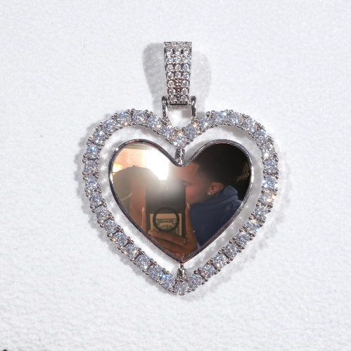 3D Spinning 2-Faced Heart Custom Picture Pendant