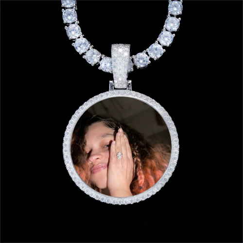 925S & VVS Moissanite 3D Circle Custom Picture Pendant