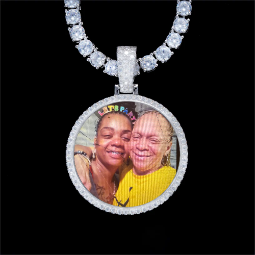 925S & VVS Moissanite 3D Circle Custom Picture Pendant