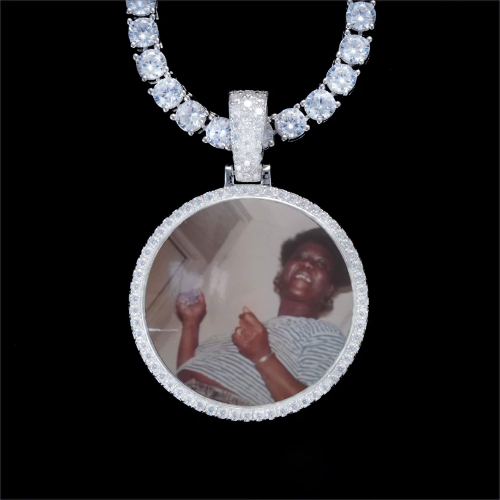 925S & VVS Moissanite 3D Circle Custom Picture Pendant