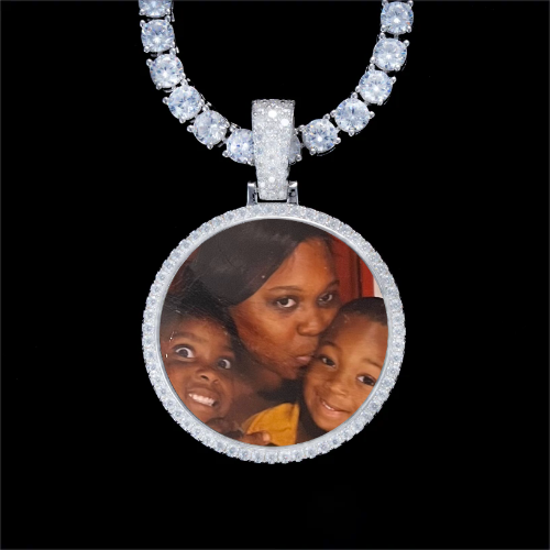 925S & VVS Moissanite 3D Circle Custom Picture Pendant