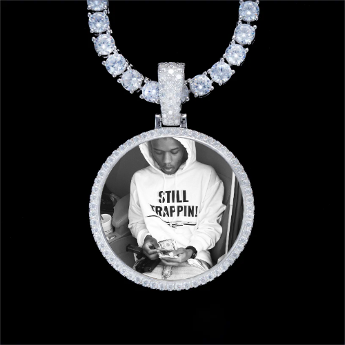 925S & VVS Moissanite 3D Circle Custom Picture Pendant
