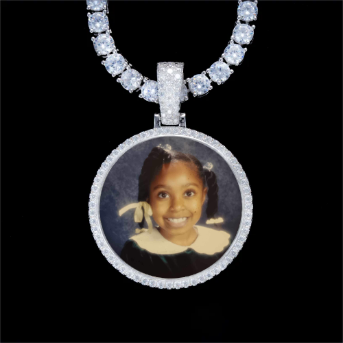 925S & VVS Moissanite 3D Circle Custom Picture Pendant