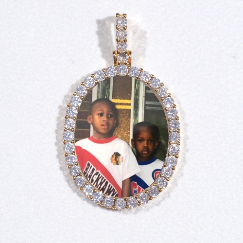 3D Oval Custom Picture Pendant