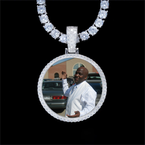 925S & VVS Moissanite 3D Circle Custom Picture Pendant