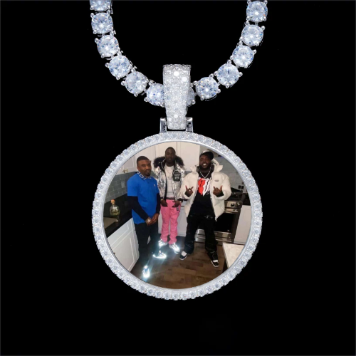 925S & VVS Moissanite 3D Circle Custom Picture Pendant