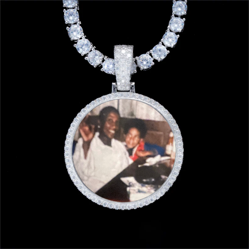925S & VVS Moissanite 3D Circle Custom Picture Pendant