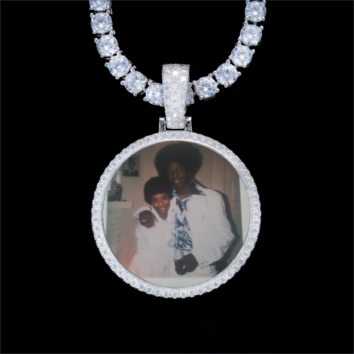 925S & VVS Moissanite 3D Circle Custom Picture Pendant