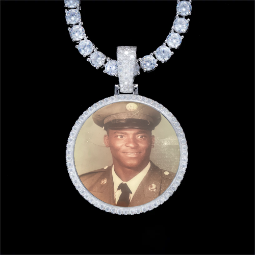 925S & VVS Moissanite 3D Circle Custom Picture Pendant