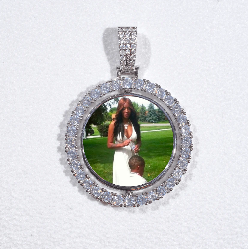 3D Spinning 2-Faced Custom Picture Pendant