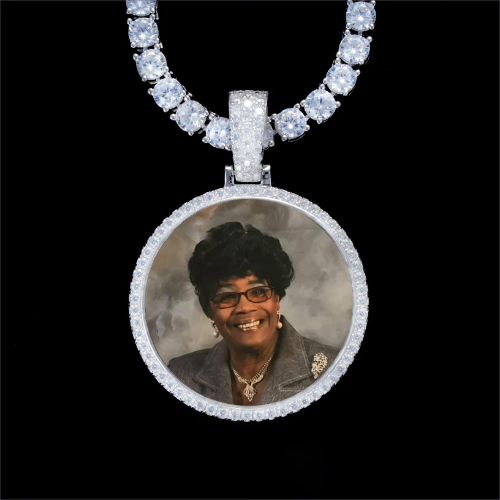 925S & VVS Moissanite 3D Circle Custom Picture Pendant