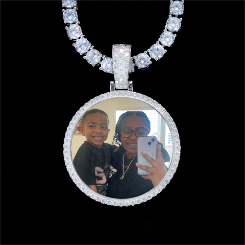 925S & VVS Moissanite 3D Circle Custom Picture Pendant