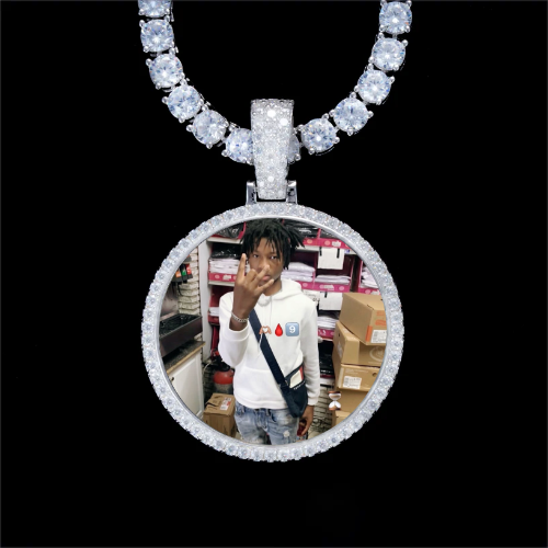 925S & VVS Moissanite 3D Circle Custom Picture Pendant