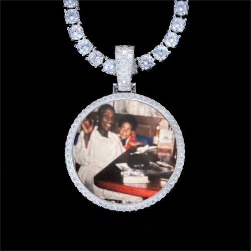 925S & VVS Moissanite 3D Circle Custom Picture Pendant