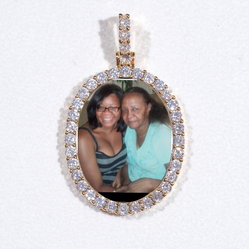 3D Oval Custom Picture Pendant