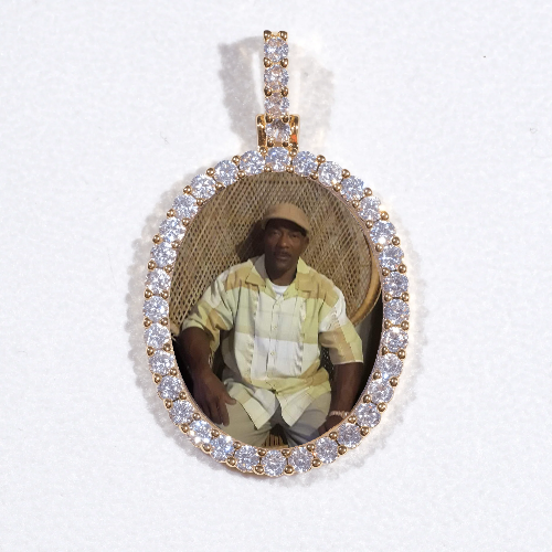 3D Oval Custom Picture Pendant