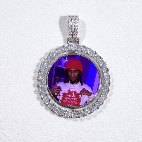 3D Spinning 2-Faced Custom Picture Pendant