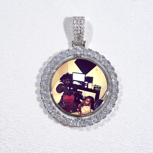 3D Spinning 2-Faced Custom Picture Pendant