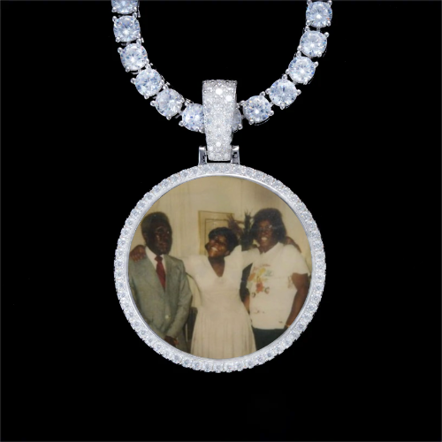 925S & VVS Moissanite 3D Circle Custom Picture Pendant