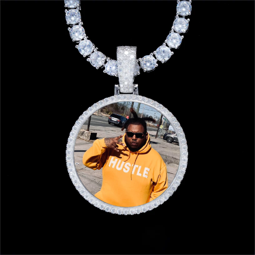 925S & VVS Moissanite 3D Circle Custom Picture Pendant