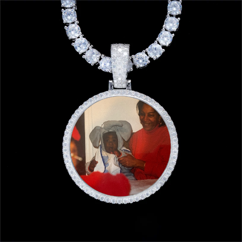 925S & VVS Moissanite 3D Circle Custom Picture Pendant