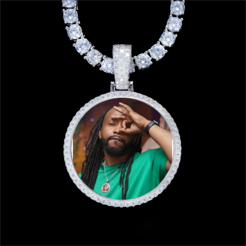 925S & VVS Moissanite 3D Circle Custom Picture Pendant