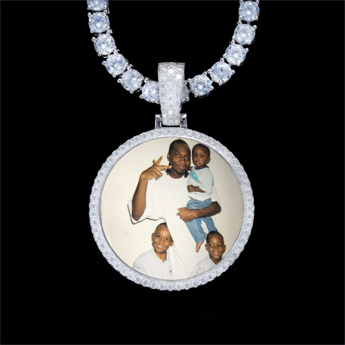 925S & VVS Moissanite 3D Circle Custom Picture Pendant