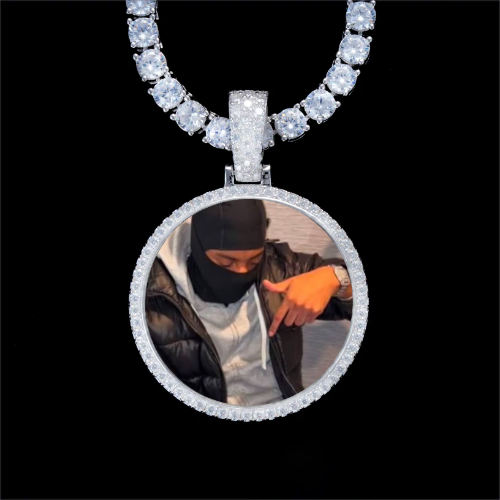 925S & VVS Moissanite 3D Circle Custom Picture Pendant