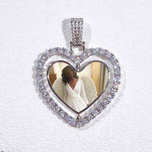3D Spinning 2-Faced Heart Custom Picture Pendant