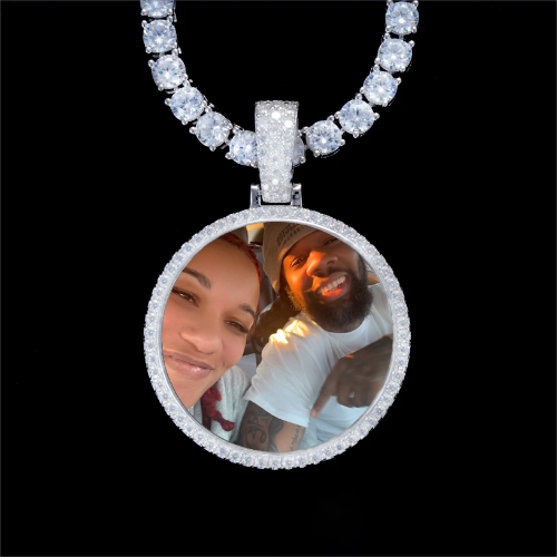 925S & VVS Moissanite 3D Circle Custom Picture Pendant