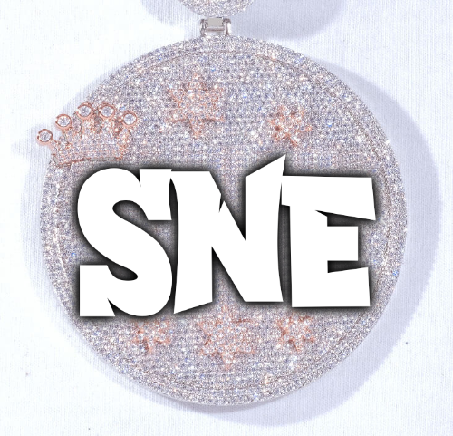 CUSTOM LETTER NECKLACE 3D BIG CROWN DISC