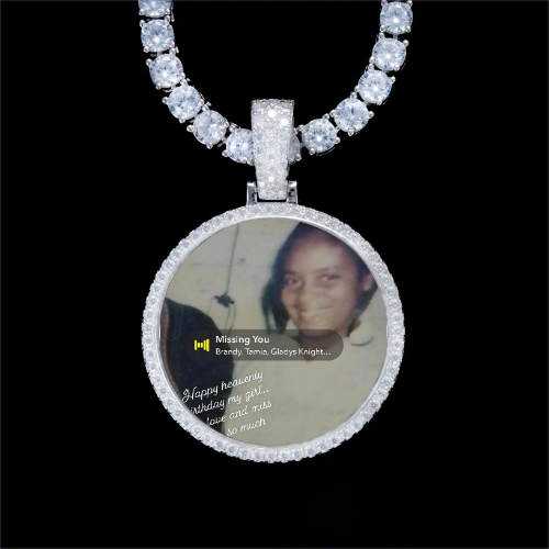 925S & VVS Moissanite 3D Circle Custom Picture Pendant