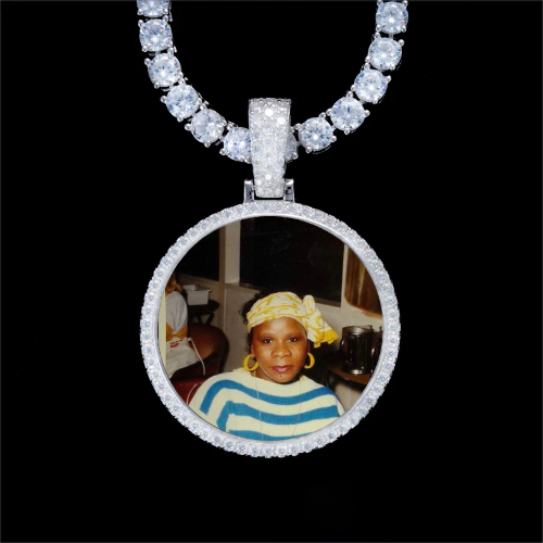 925S & VVS Moissanite 3D Circle Custom Picture Pendant