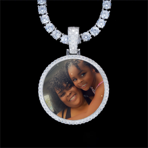 925S & VVS Moissanite 3D Circle Custom Picture Pendant