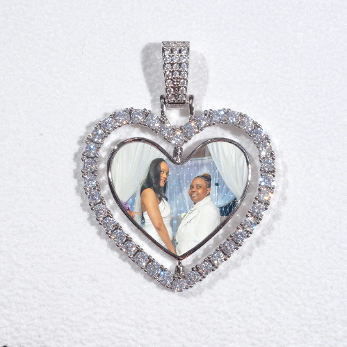3D Spinning 2-Faced Heart Custom Picture Pendant