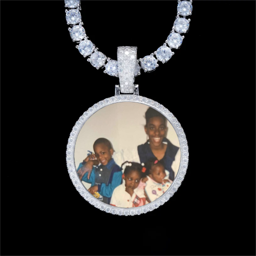 925S & VVS Moissanite 3D Circle Custom Picture Pendant
