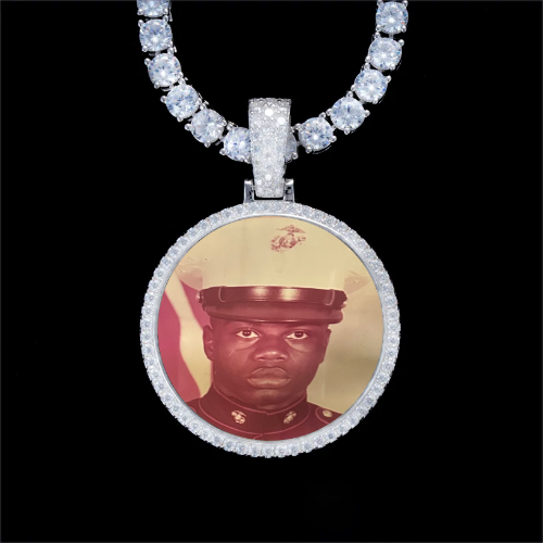 925S & VVS Moissanite 3D Circle Custom Picture Pendant