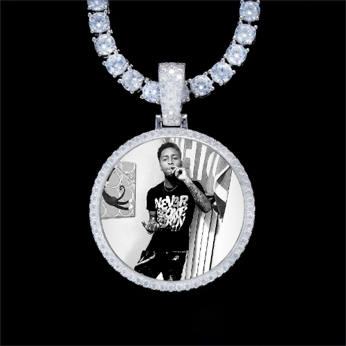 925S & VVS Moissanite 3D Circle Custom Picture Pendant