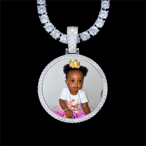 925S & VVS Moissanite 3D Circle Custom Picture Pendant