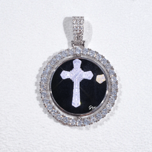 3D Spinning 2-Faced Custom Picture Pendant