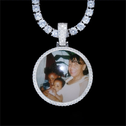 925S & VVS Moissanite 3D Circle Custom Picture Pendant